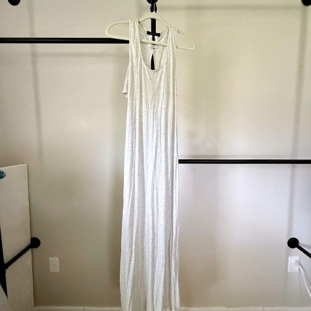 BCBGMAXAZRIA Heather Grey Maxi Dress XS Twisted Back Cutout Rayon Sleeveless